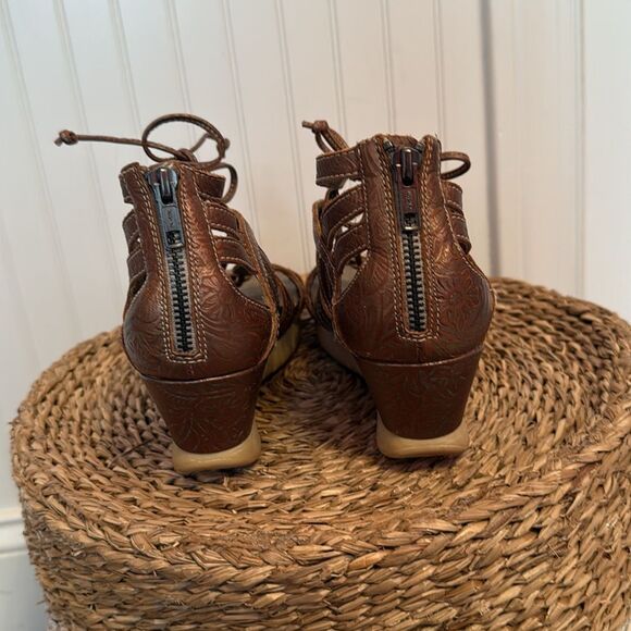 OTBT Brown Strappy Wedge Sandals - 7.5 - Picture 3 of 7